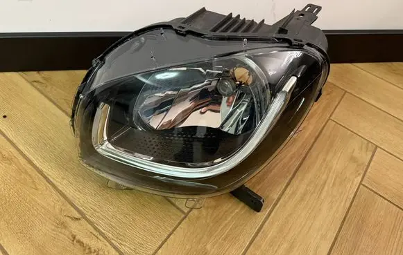 Smart ForTwo III C453 Headlight/headlamp A4539063501