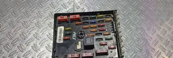 Volkswagen PASSAT B6 Fuse module 3C0937125 63592777 PBTASAGF20