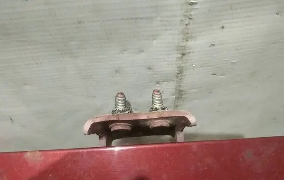 Peugeot 407 Tailgate/trunk/boot hinge 