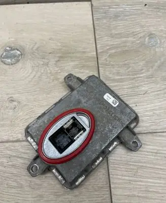 Mercedes-Benz C W204 Headlight ballast module Xenon A1669002800 10EEG110011 130732931201