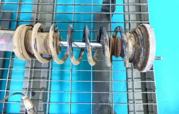 BMW 7 F01 F02 F03 F04 Rear coil spring IMPRK1001474