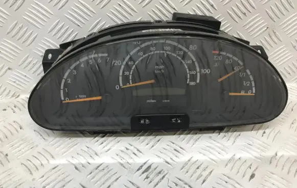 Mercedes-Benz Sprinter W901 W902 W903 W904 Speedometer (instrument cluster) A0014468721