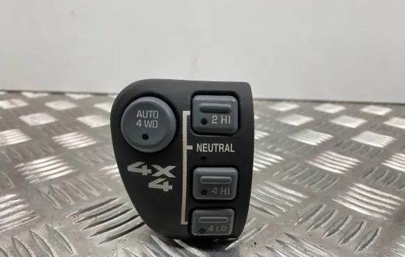 Chevrolet Blazer Differential lock switch 15708958