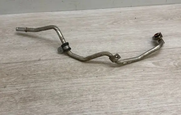 Coolant pipe/hose