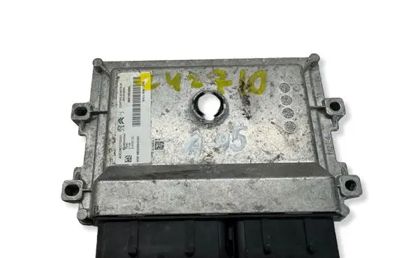 Peugeot 2008 II Engine control unit/module 9832694580 A3C0802700001 9841863580