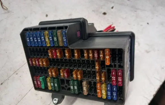 Volkswagen Phaeton Fuse box set
