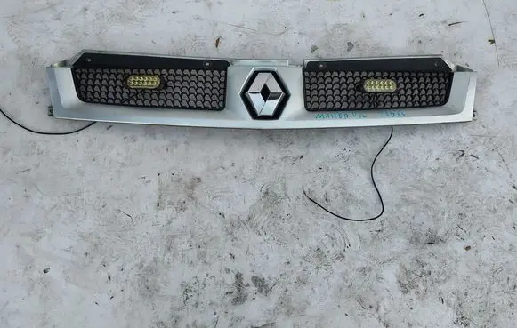 Renault Master II Front grill 