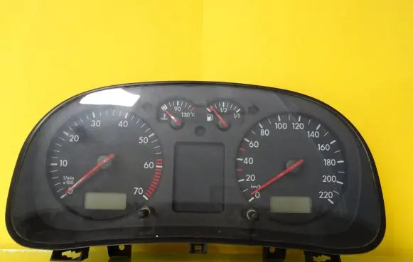 Volkswagen Golf IV Speedometer (instrument cluster) 1J0919860