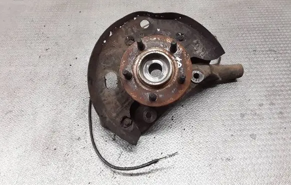 Ford Explorer Front wheel hub spindle knuckle 