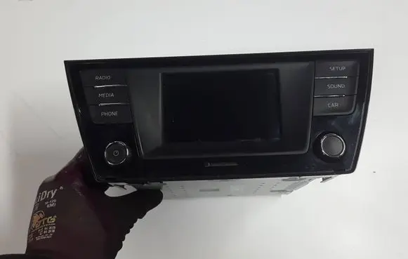 Skoda Fabia Mk3 (NJ) Radio/CD/DVD/GPS head unit 6V0035869DXAUTOPX 6V0035869D