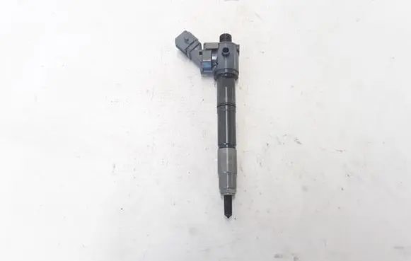 Volvo XC90 Fuel injector