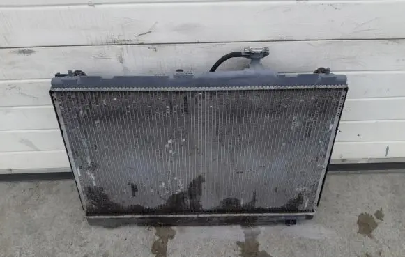 Toyota Avensis Verso Coolant radiator