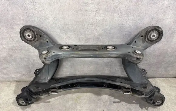 Mercedes-Benz GLC AMG Rear axle beam 2533501308 2533506409 A2533501308