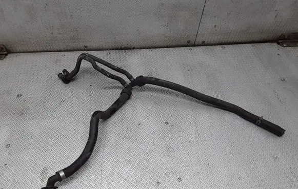 Mercedes-Benz E W211 Engine coolant pipe/hose