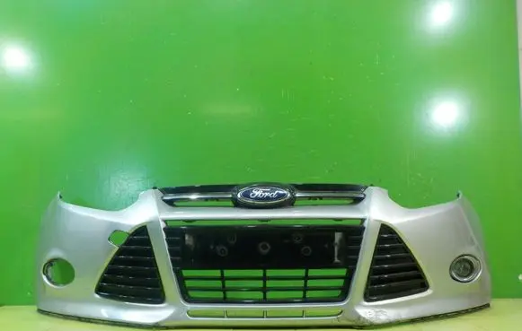 Ford Focus Front bumper PRZOD XP152