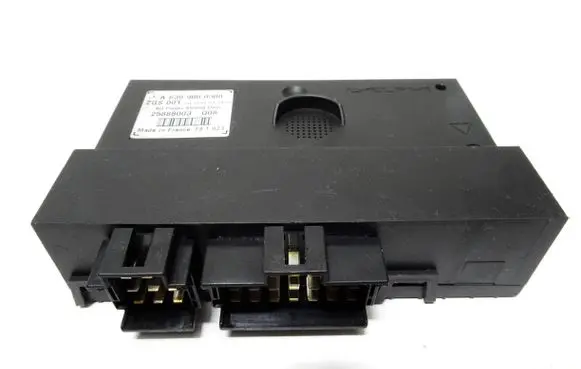 Mercedes-Benz Vito Viano W639 Door control unit/module A6399000300 ZGS001 25888003