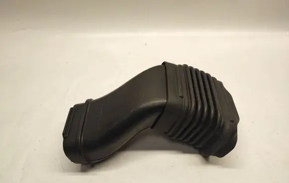 Mitsubishi Outlander Air intake duct part GF71204270