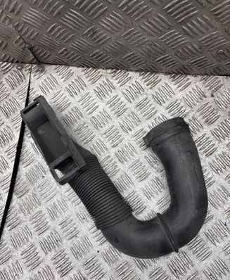 Volkswagen Touran I Air intake duct part 1K0129618M