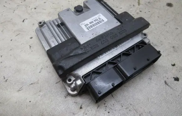 Audi Q5 SQ5 Engine control unit/module ECU KRIS235789