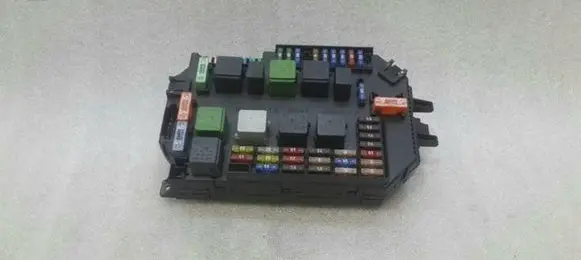 Mercedes-Benz S W221 Fuse box set A2219067200