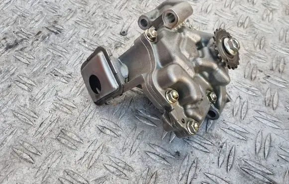 Toyota Auris 150 Oil pump A1ZR A1ZRE32U