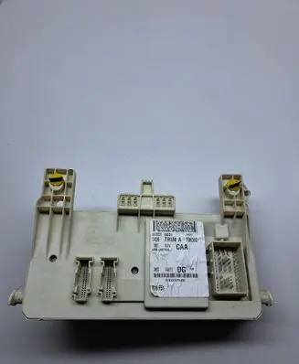 Ford Focus C-MAX Fuse module 30s519027403 040324 4A70072