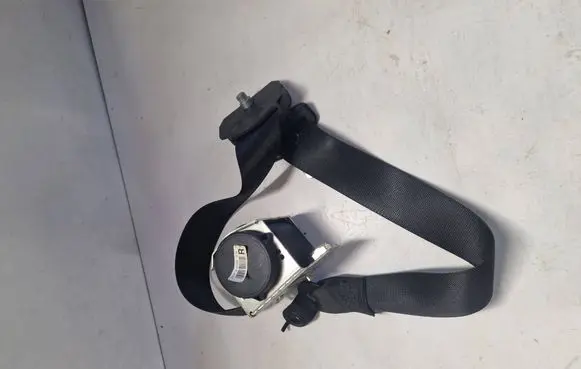 Front seatbelt