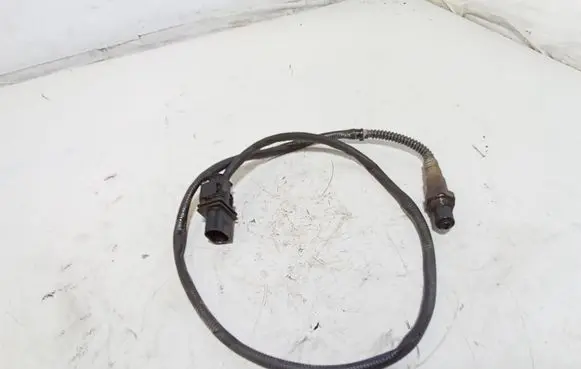 Jaguar XF X250 Lambda probe sensor 1928404687 0910241347