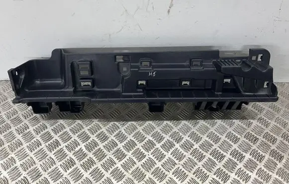 Peugeot 3008 III Other trunk/boot trim element 9840979480