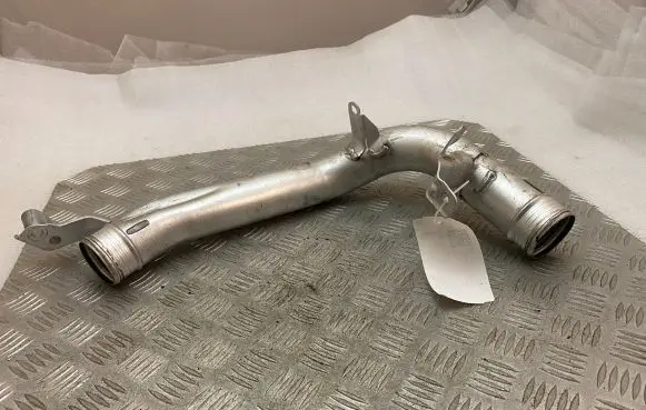 Volvo XC90 Intercooler hose/pipe 31370288