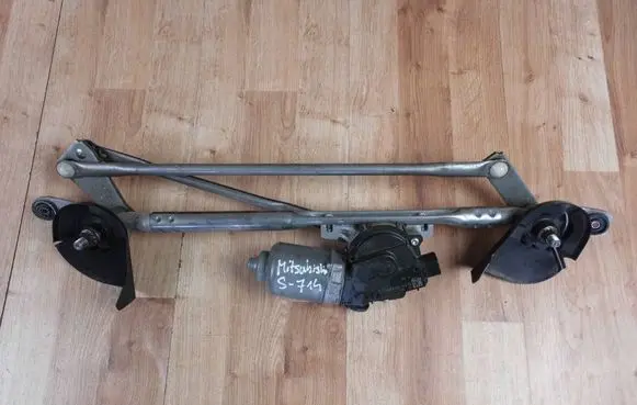 Mitsubishi Outlander Front wiper linkage and motor 8251A065 1593005630 8250B085