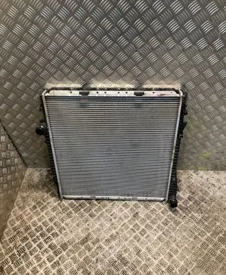 Coolant radiator
