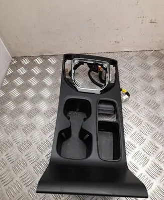 Hyundai Tucson TL Cup holder back 84671N7900