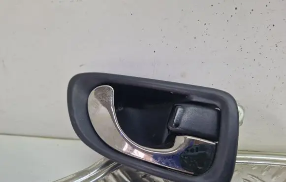 Mitsubishi Galant Front door interior handle