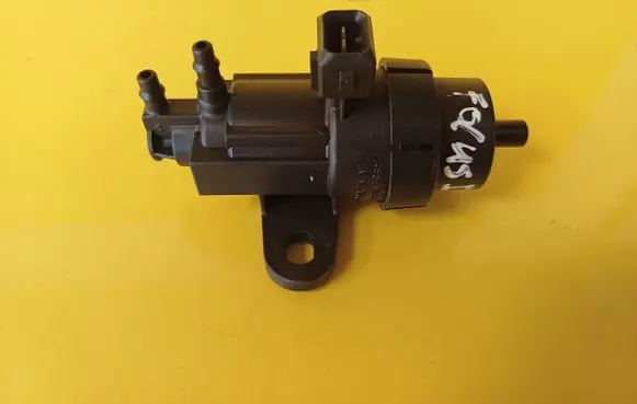 Ford Focus Turbo solenoid valve 98AB9E882