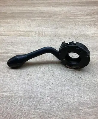 Volkswagen Caddy Indicator stalk DOTSAEQB91