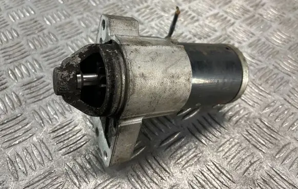 Peugeot 5008 Starter motor 9663528880 M000T22471