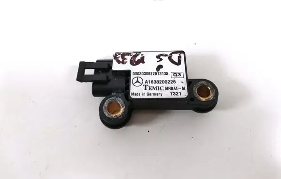 Mercedes-Benz ML W163 Airbag deployment crash/impact sensor A1638200226
