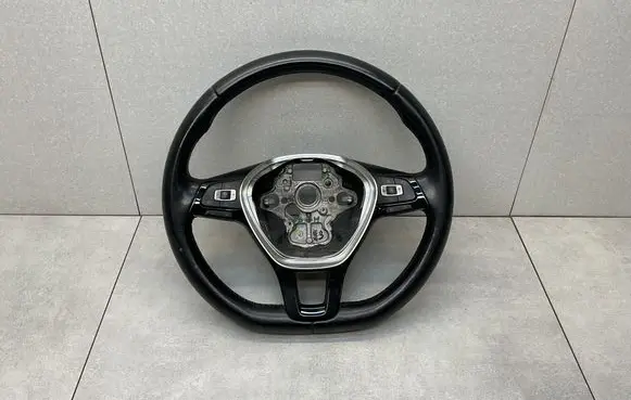 Volkswagen Golf VII Steering wheel