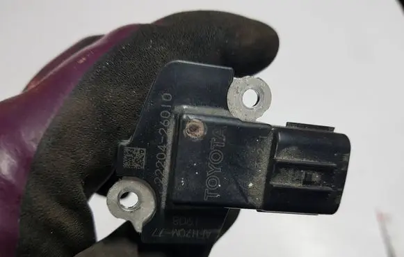 Toyota Yaris Mass air flow meter 2220426010IAUTOPI 2220426010