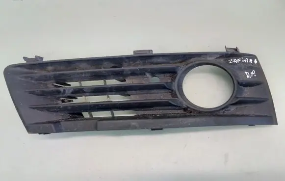 Opel Zafira B Front bumper lower grill 325769023