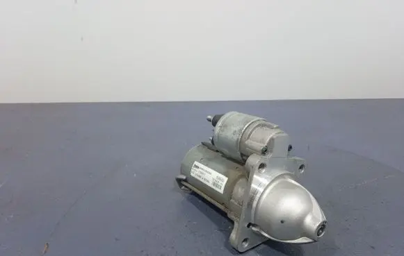 Volvo V40 Starter motor 31285513