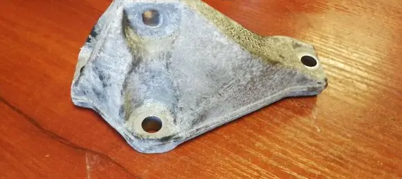 BMW X1 E84 Engine mounting bracket 7804376