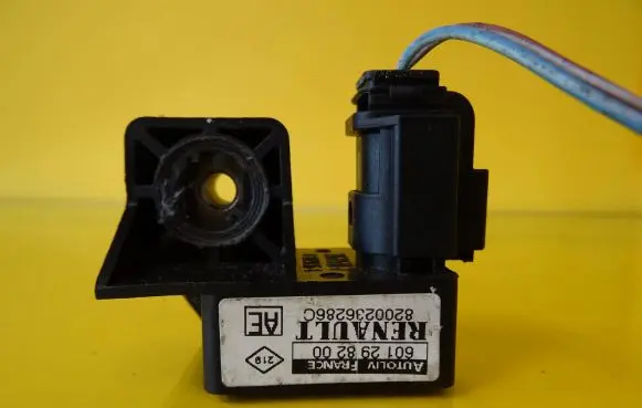 Renault Scenic II - Grand scenic II Airbag deployment crash/impact sensor 8200236286C