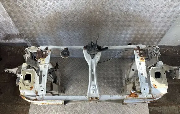 Subaru Outback Radiator support slam panel