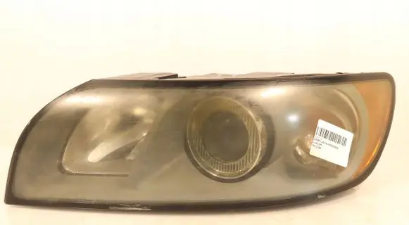 Volvo V50 Headlight/headlamp 30698885