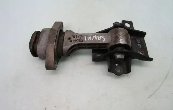KIA Rio Engine mounting bracket