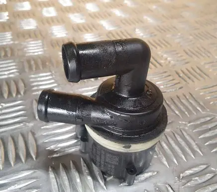 Volkswagen PASSAT B6 Electric auxiliary coolant/water pump 5N0965561A