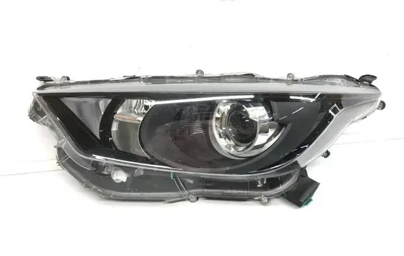 Toyota Yaris XP210 Headlight/headlamp