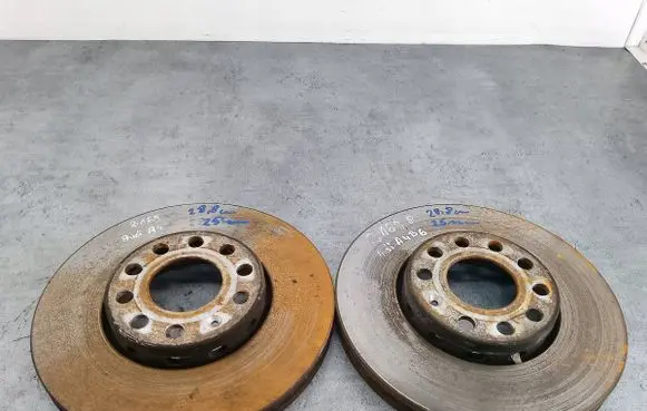 Audi A4 S4 B6 8E 8H Front brake disc